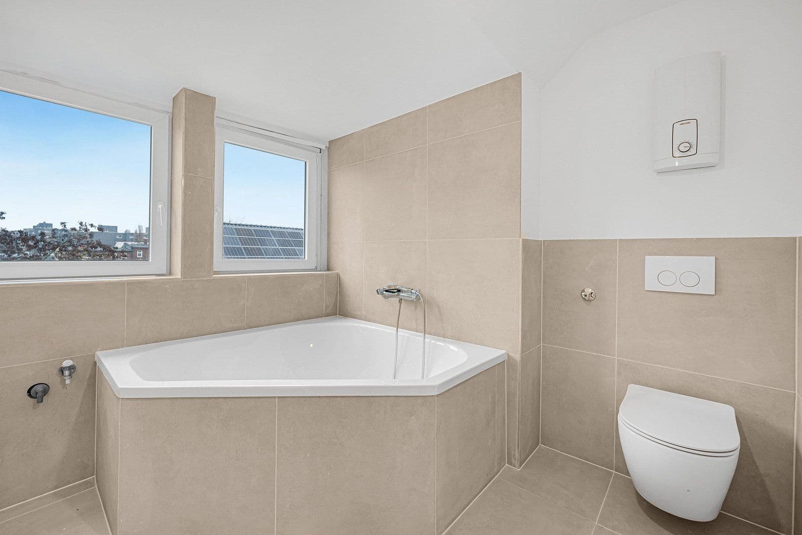 Pronájem bytu 4+1 81 m², Seitenstraße 2, Gelsenkirchen, Severní Porýní-Vestfálsko Pronájem bytu 4+1 81 m², Seitenstraße 2, Gelsenkirchen, Severní Porýní-Vestfálsko