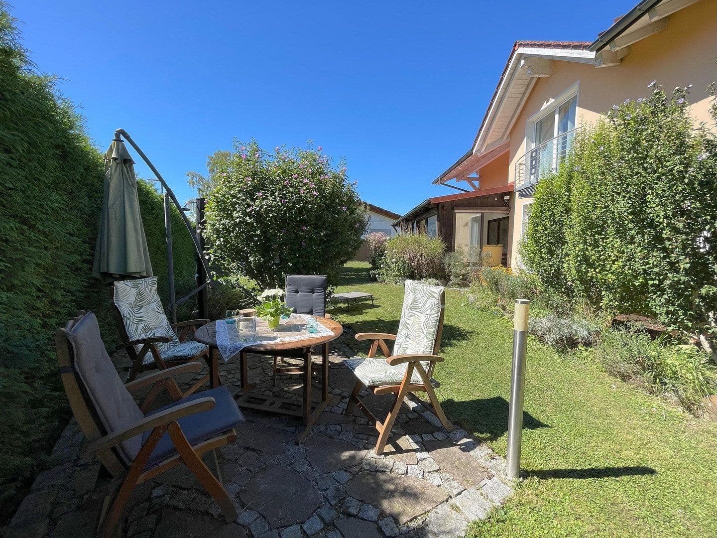 Prodej domu 212 m², pozemek 650 m², Laufen, Bavorsko Prodej domu 212 m², pozemek 650 m², Laufen, Bavorsko