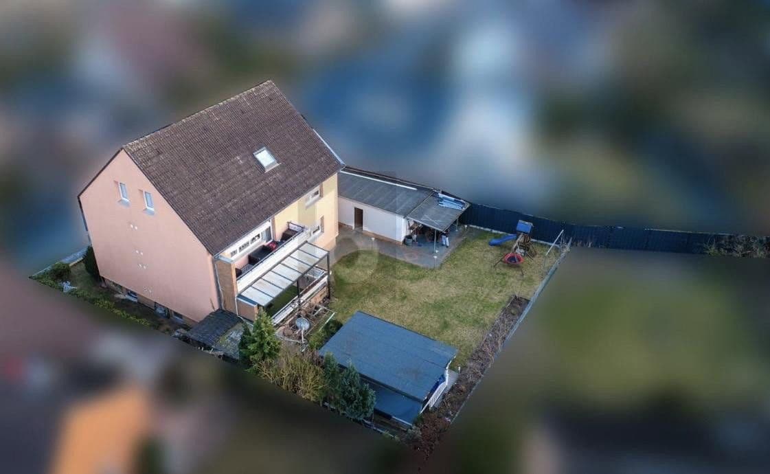 Prodej domu 271 m², pozemek 596 m², Lehrte, Dolní Sasko Prodej domu 271 m², pozemek 596 m², Lehrte, Dolní Sasko