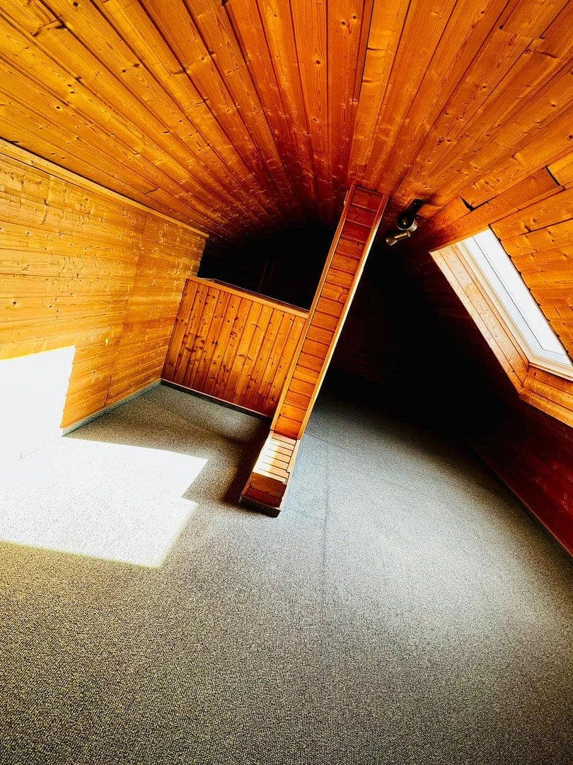 Pronájem bytu 3+1 70 m², Sperberstraße 18, Leichlingen, Severní Porýní-Vestfálsko Pronájem bytu 3+1 70 m², Sperberstraße 18, Leichlingen, Severní Porýní-Vestfálsko