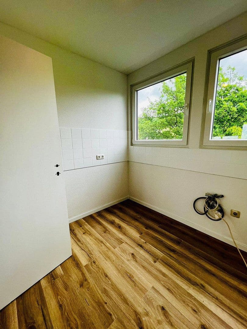 Pronájem bytu 3+1 70 m², Sperberstraße 18, Leichlingen, Severní Porýní-Vestfálsko Pronájem bytu 3+1 70 m², Sperberstraße 18, Leichlingen, Severní Porýní-Vestfálsko