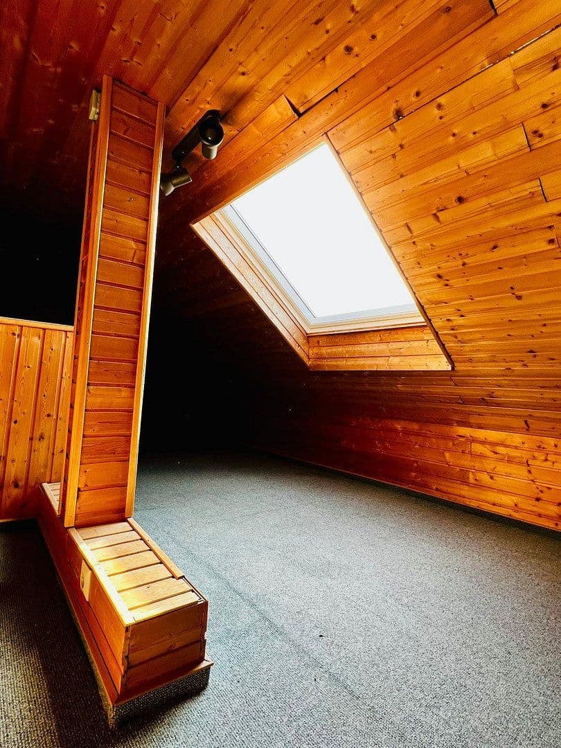 Pronájem bytu 3+1 70 m², Sperberstraße 18, Leichlingen, Severní Porýní-Vestfálsko Pronájem bytu 3+1 70 m², Sperberstraße 18, Leichlingen, Severní Porýní-Vestfálsko