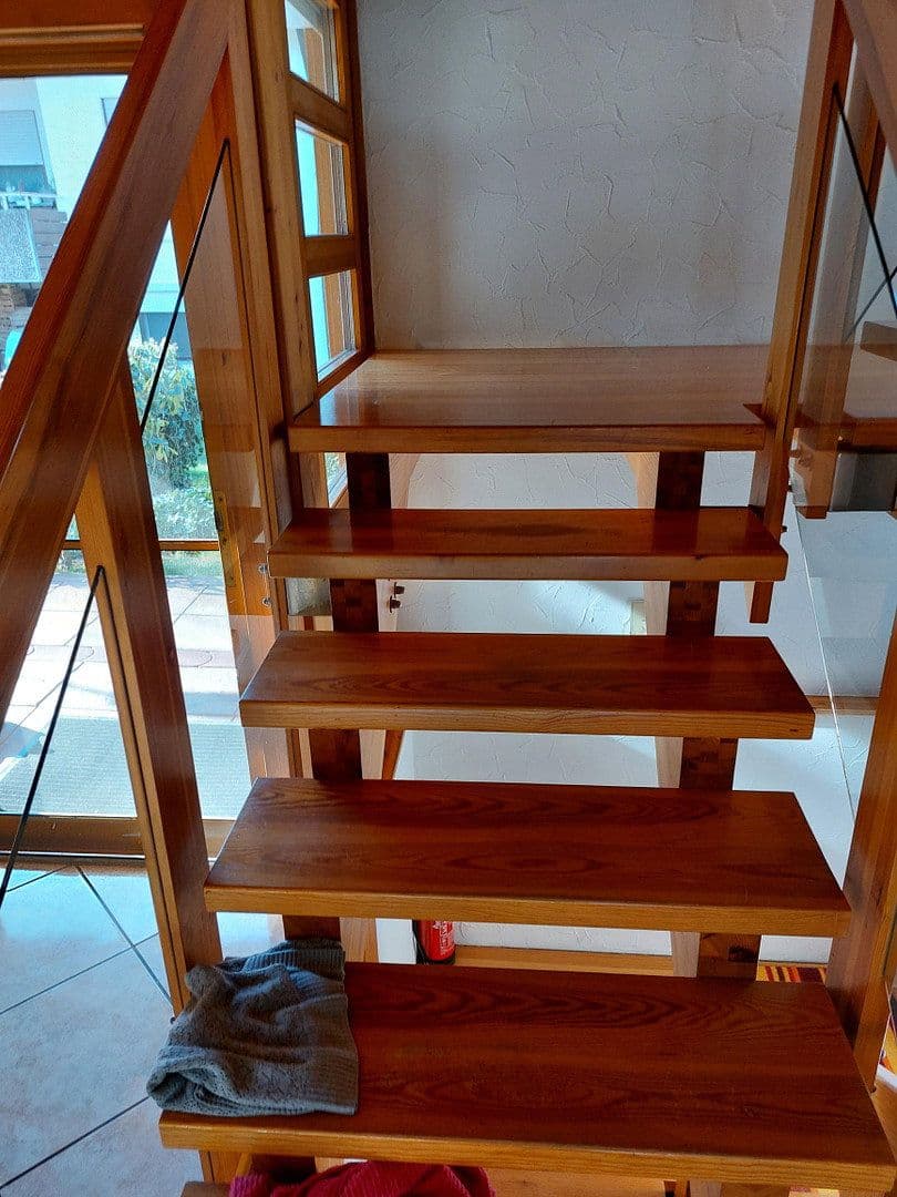 Prodej domu 156 m², pozemek 657 m², Winnenden, Bádensko-Württembersko Prodej domu 156 m², pozemek 657 m², Winnenden, Bádensko-Württembersko