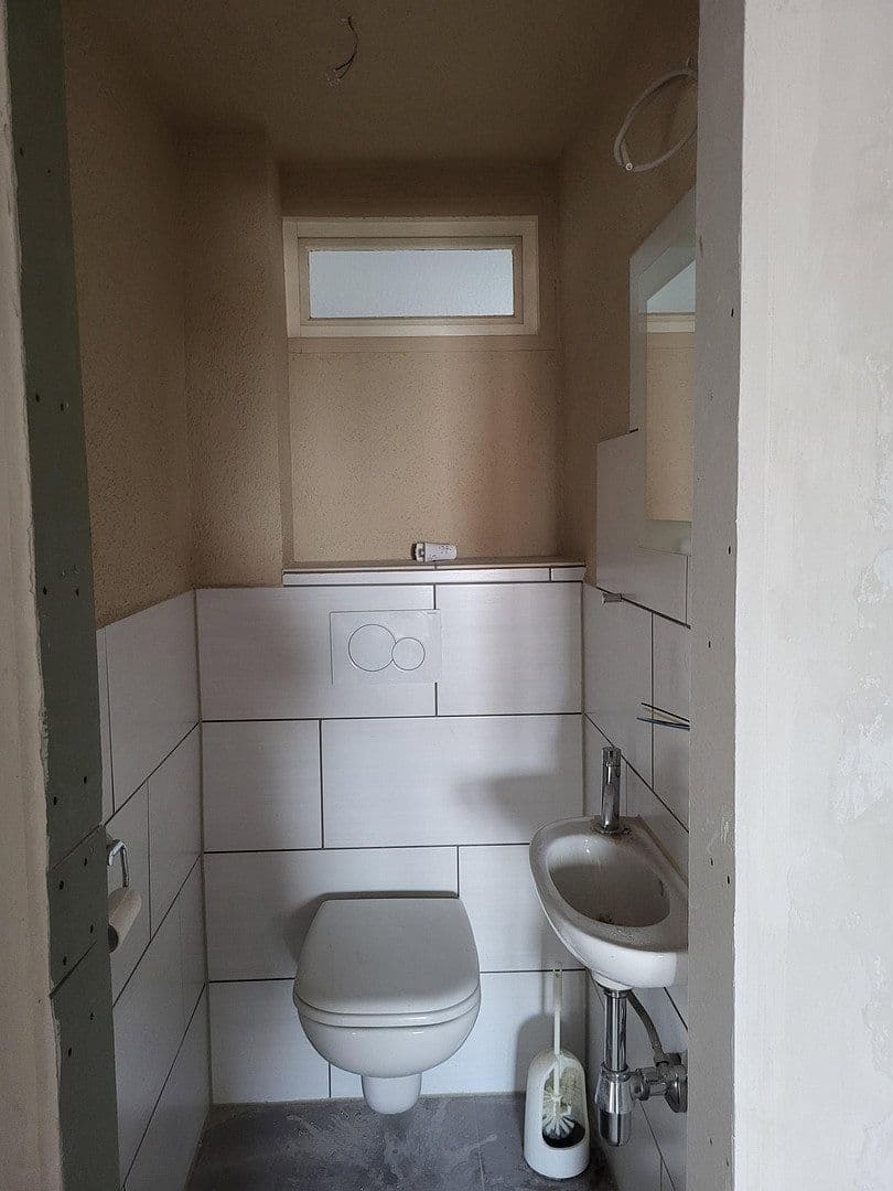 Pronájem bytu 3+1 60 m², Brunnenweg 3, Loßburg, Bádensko-Württembersko Pronájem bytu 3+1 60 m², Brunnenweg 3, Loßburg, Bádensko-Württembersko