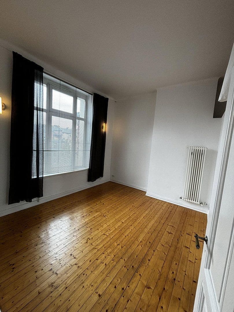 Pronájem bytu 4+kk 140 m², Bismarckstr. 94, Cáchy, Severní Porýní-Vestfálsko Pronájem bytu 4+kk 140 m², Bismarckstr. 94, Cáchy, Severní Porýní-Vestfálsko