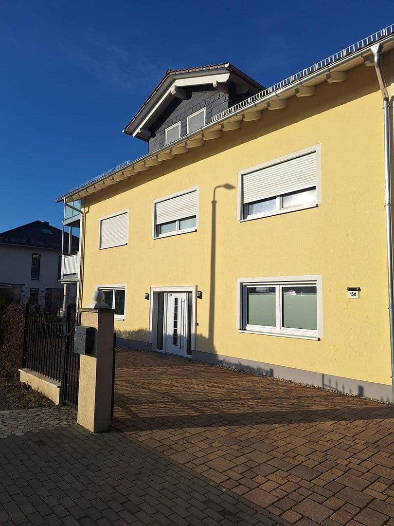 Pronájem bytu 4+1 133 m², Kaulbachweg, Leipzig, Sasko Pronájem bytu 4+1 133 m², Kaulbachweg, Leipzig, Sasko