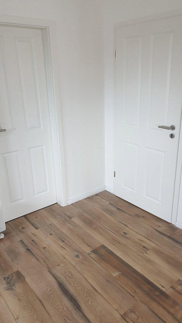 Pronájem bytu 4+1 133 m², Kaulbachweg, Leipzig, Sasko Pronájem bytu 4+1 133 m², Kaulbachweg, Leipzig, Sasko