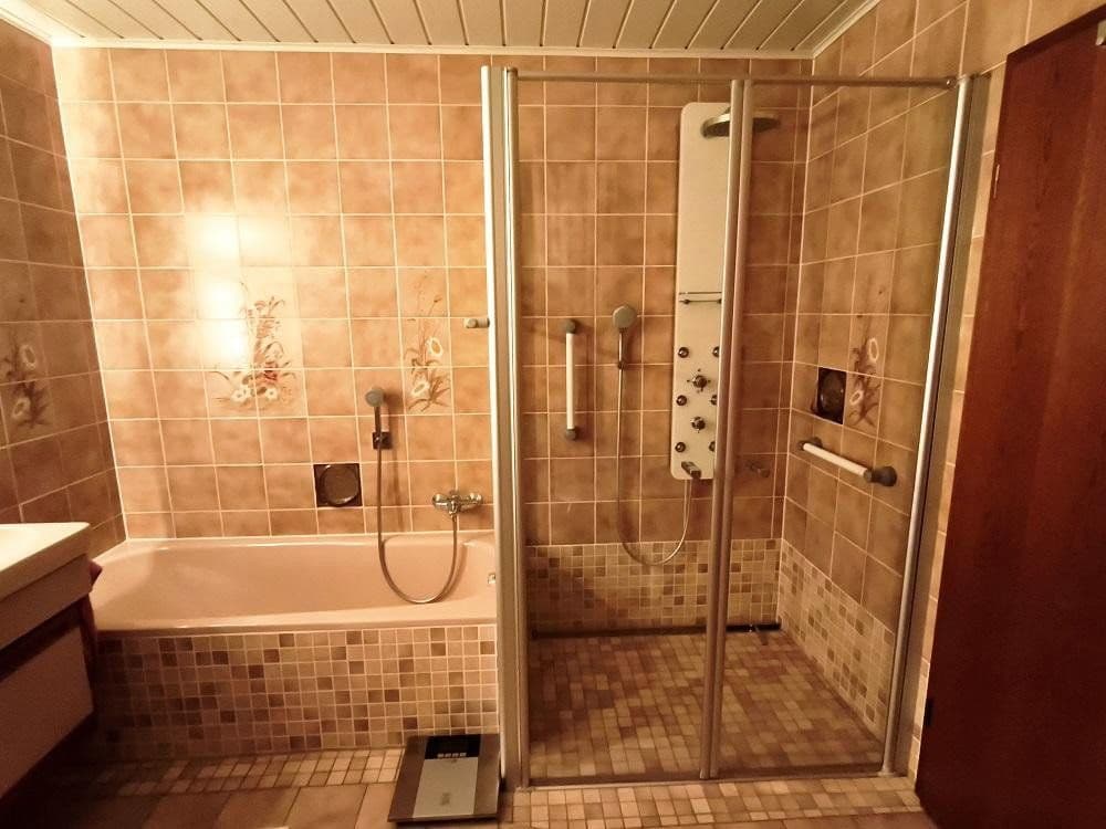 Prodej domu 283 m², pozemek 875 m², Mengerskirchen, Hessen Prodej domu 283 m², pozemek 875 m², Mengerskirchen, Hessen