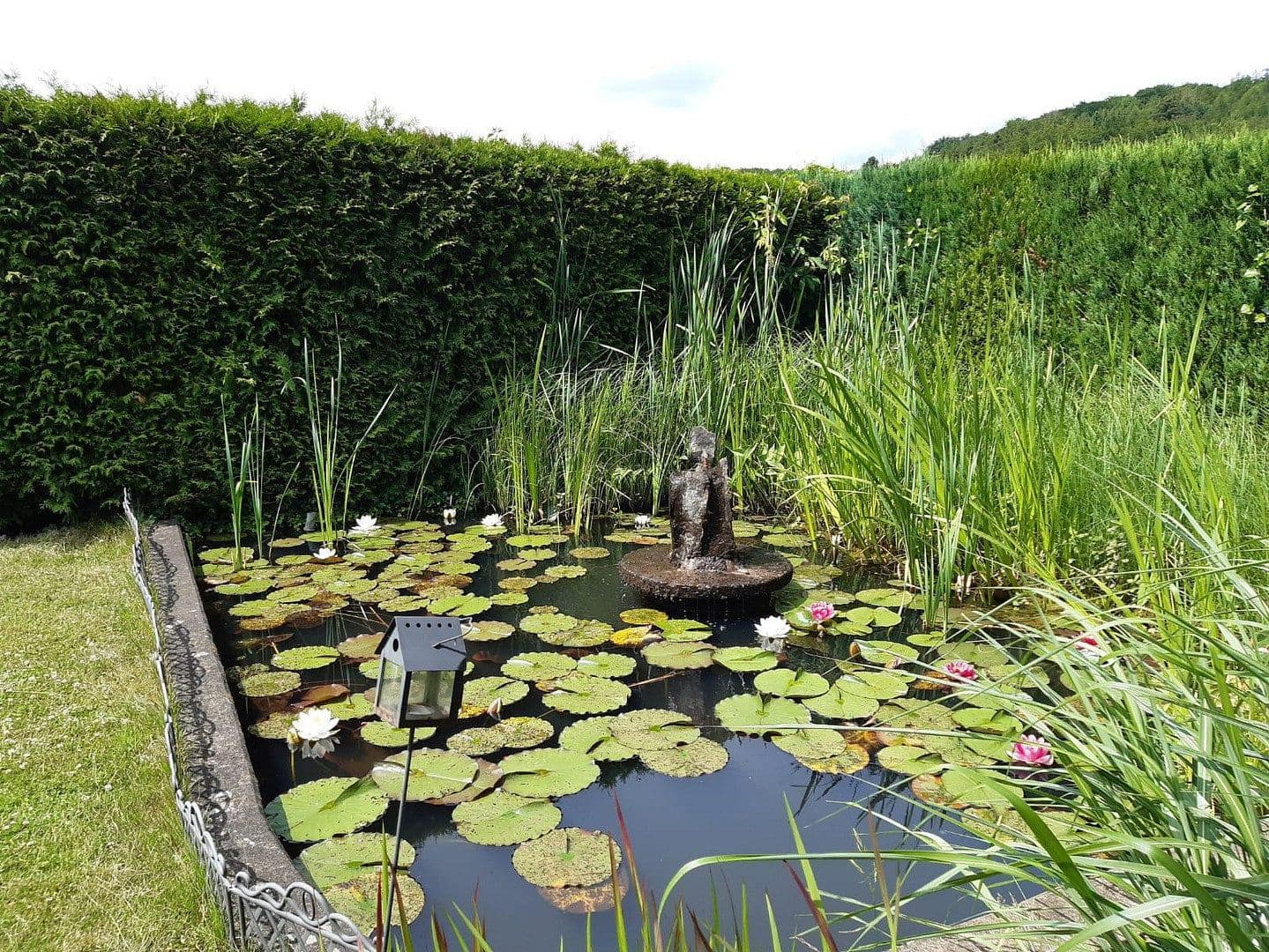 Prodej domu 283 m², pozemek 875 m², Mengerskirchen, Hessen Prodej domu 283 m², pozemek 875 m², Mengerskirchen, Hessen