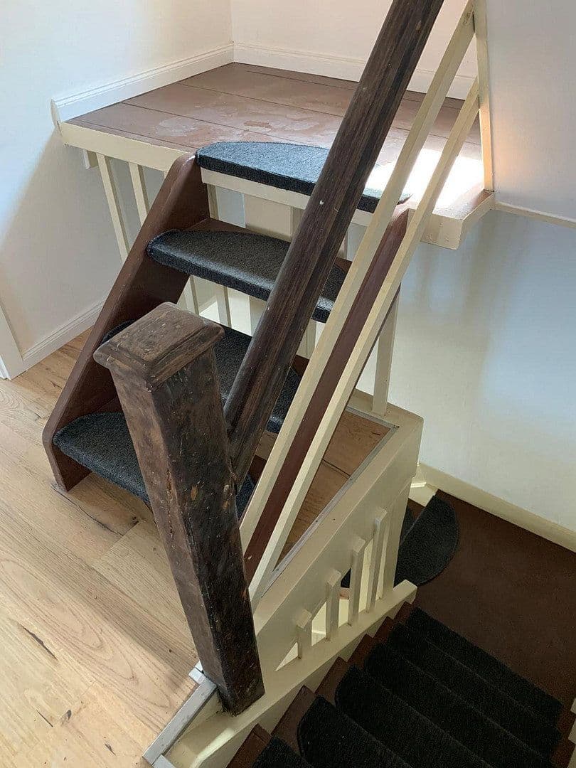 Prodej domu 130 m², pozemek 190 m², Cullmannsfahrt 4, Grünberg, Hessen Prodej domu 130 m², pozemek 190 m², Cullmannsfahrt 4, Grünberg, Hessen