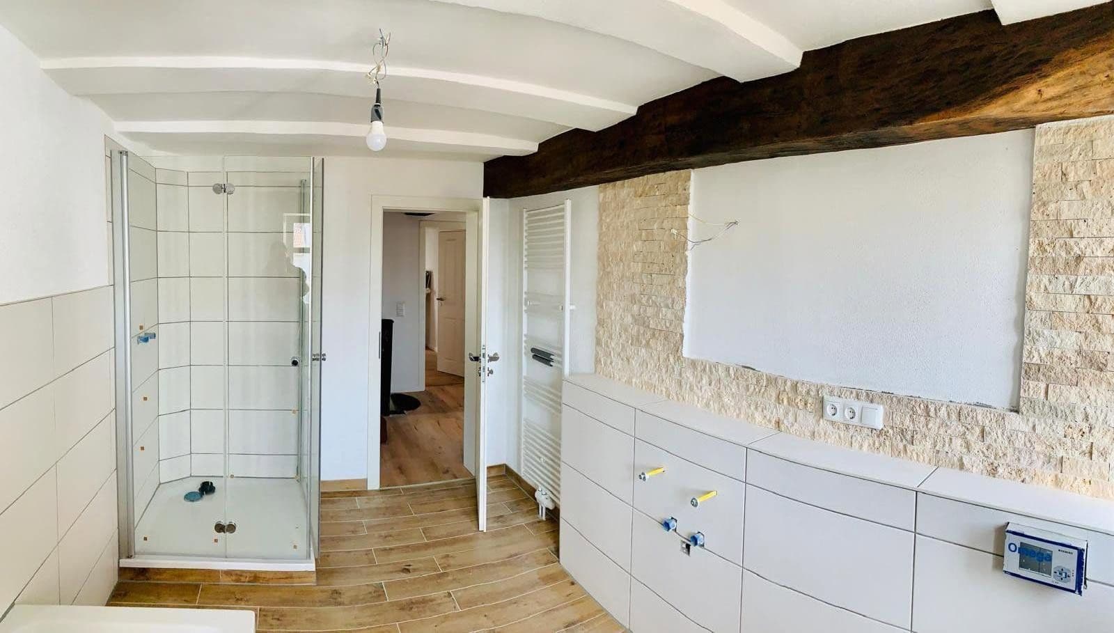 Prodej domu 130 m², pozemek 190 m², Cullmannsfahrt 4, Grünberg, Hessen Prodej domu 130 m², pozemek 190 m², Cullmannsfahrt 4, Grünberg, Hessen