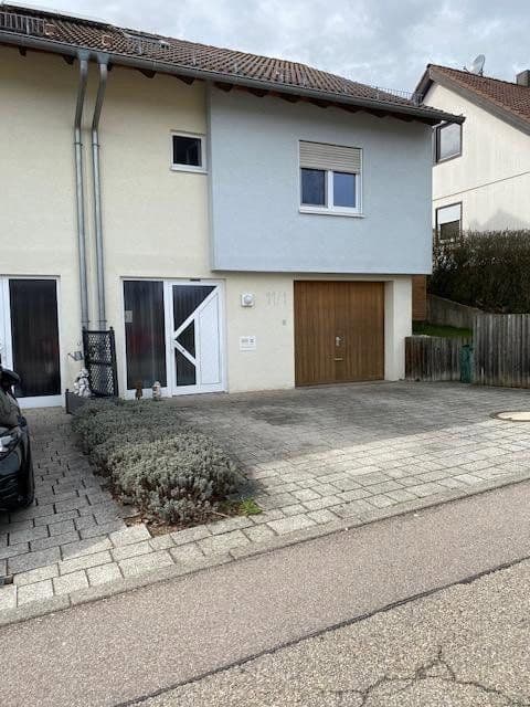 Prodej domu 120 m², pozemek 230 m², Friolzheim, Bádensko-Württembersko Prodej domu 120 m², pozemek 230 m², Friolzheim, Bádensko-Württembersko