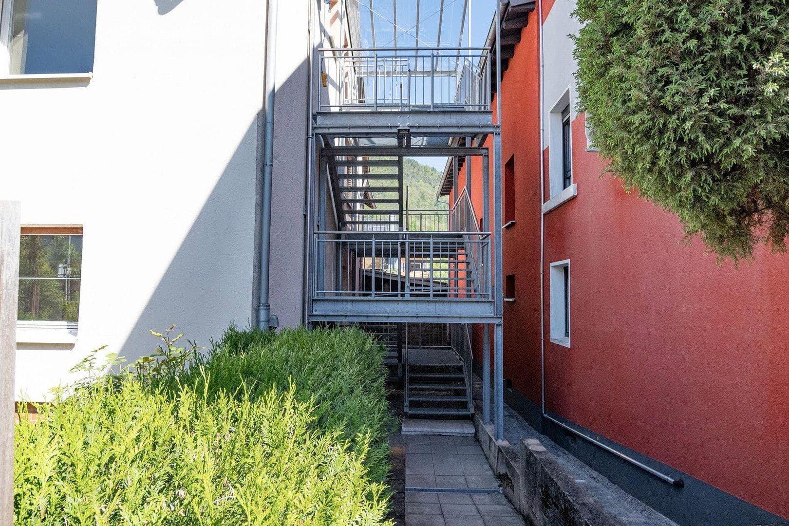 Pronájem bytu 4+1 126 m², Altenstrasse 70, Annweiler am Trifels, Porýní-Falc Pronájem bytu 4+1 126 m², Altenstrasse 70, Annweiler am Trifels, Porýní-Falc