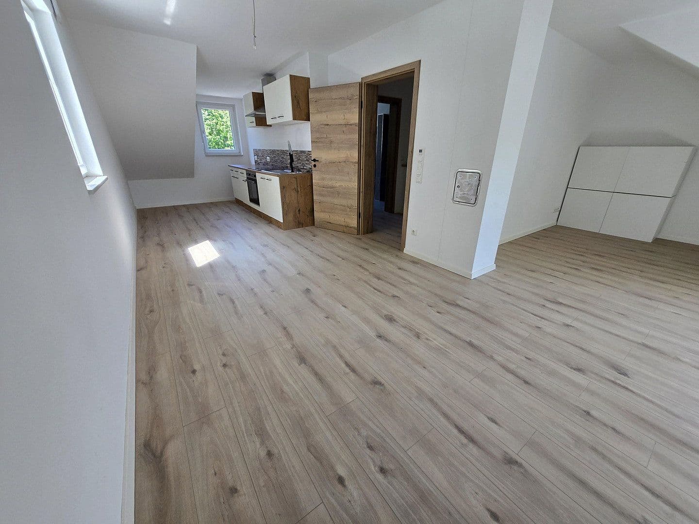 Prodej domu 173 m², pozemek 350 m², Lappersdorf, Bavorsko Prodej domu 173 m², pozemek 350 m², Lappersdorf, Bavorsko