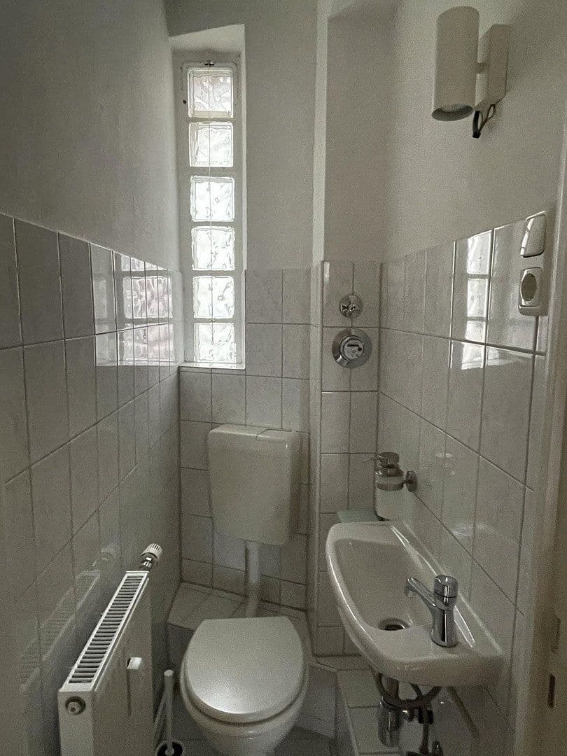 Pronájem bytu 2+1 42 m², Jarrestr. 90, Hamburg, Hamburg Pronájem bytu 2+1 42 m², Jarrestr. 90, Hamburg, Hamburg