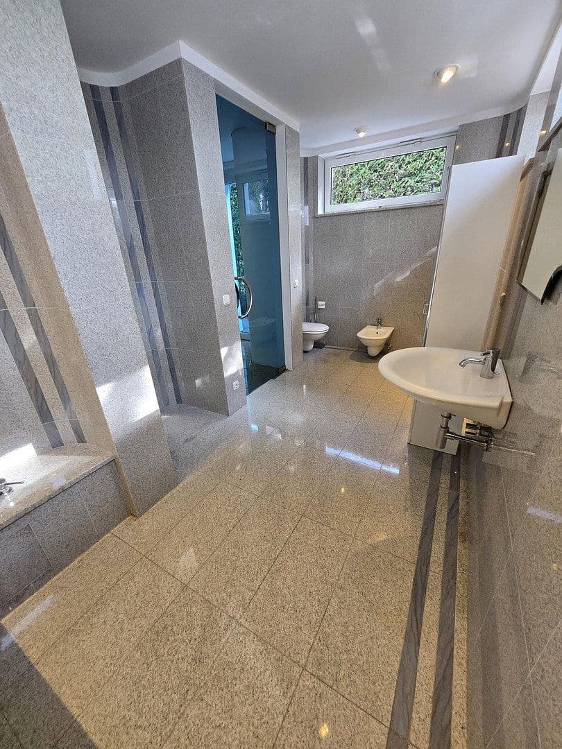 Prodej domu 120 m², pozemek 535 m², Pentling, Bavorsko Prodej domu 120 m², pozemek 535 m², Pentling, Bavorsko