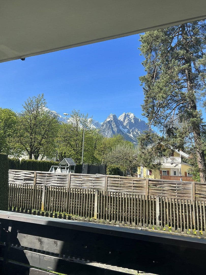 Prodej bytu 3+1 45 m², Zugspitzstraße 136A, Garmisch-Partenkirchen, Bavorsko Prodej bytu 3+1 45 m², Zugspitzstraße 136A, Garmisch-Partenkirchen, Bavorsko