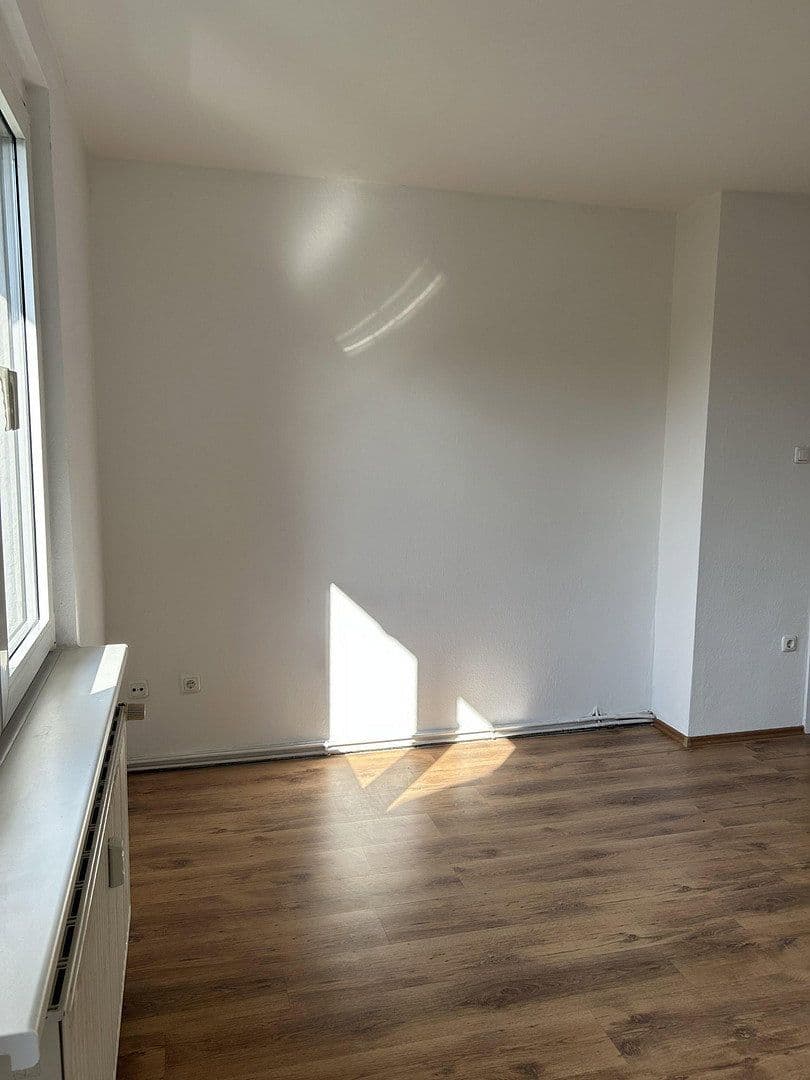 Pronájem bytu 2+1 50 m², Wildstraße 13, Duisburg, Severní Porýní-Vestfálsko Pronájem bytu 2+1 50 m², Wildstraße 13, Duisburg, Severní Porýní-Vestfálsko