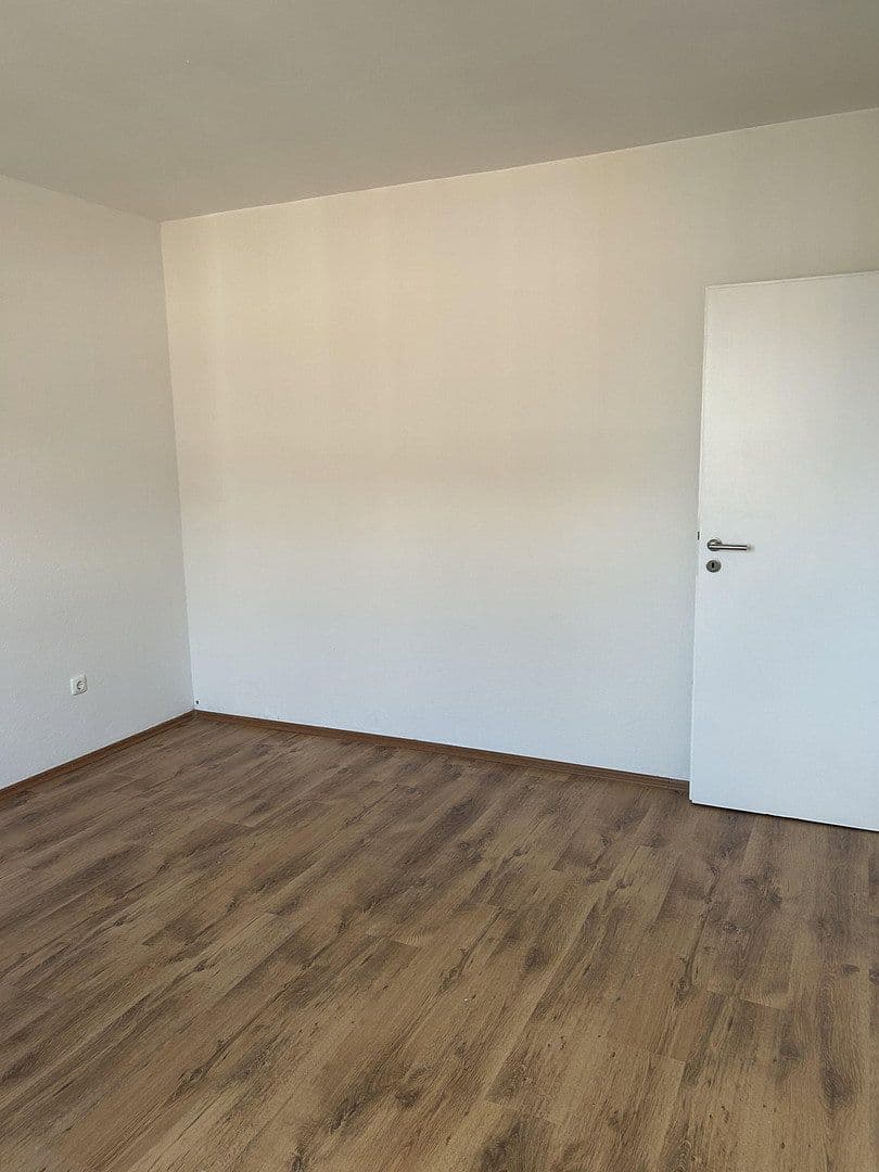 Pronájem bytu 2+1 50 m², Wildstraße 13, Duisburg, Severní Porýní-Vestfálsko Pronájem bytu 2+1 50 m², Wildstraße 13, Duisburg, Severní Porýní-Vestfálsko