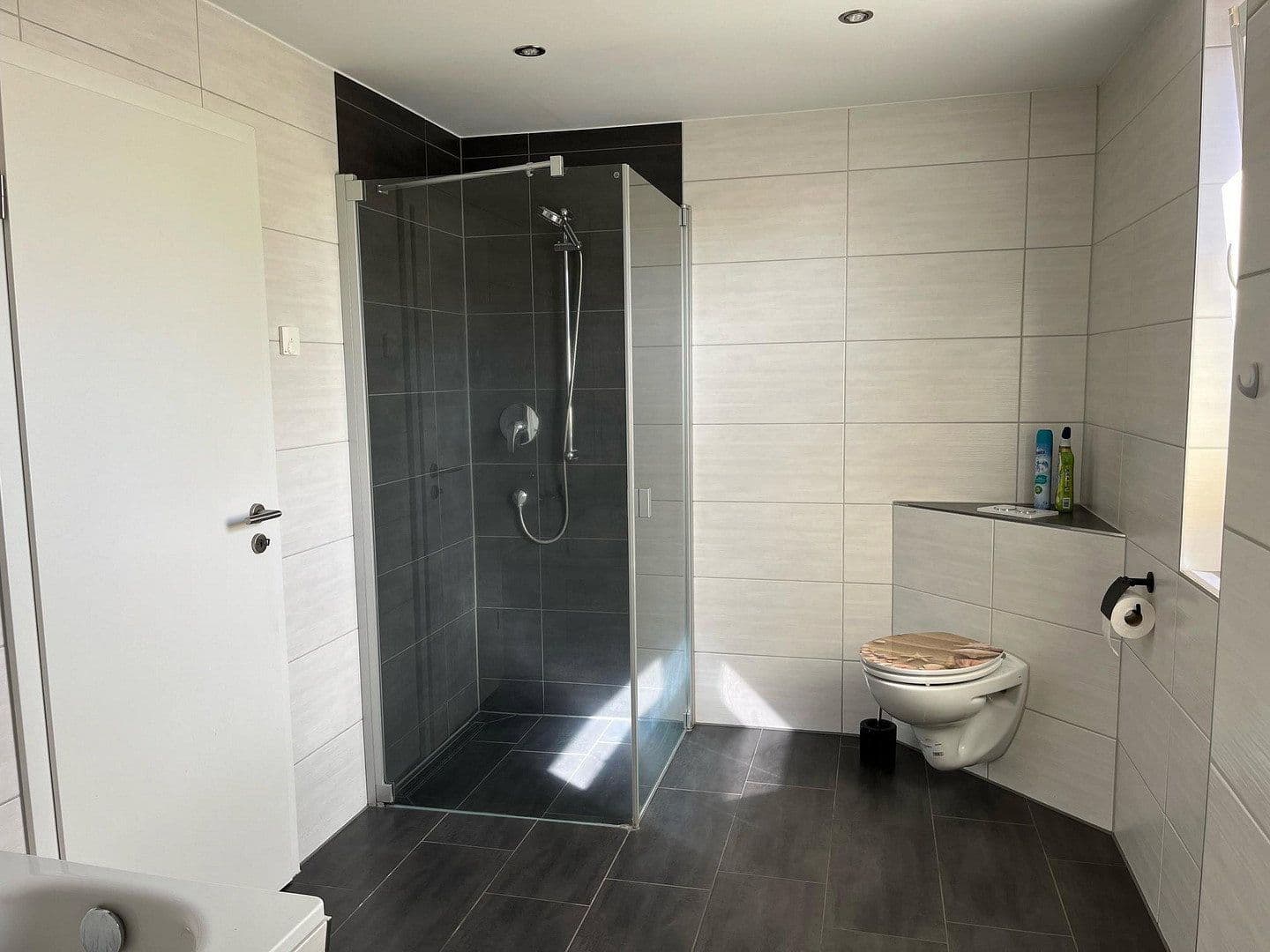 Prodej domu 315 m², pozemek 1.247 m², Graal-Müritz, Mecklenburg-Vorpommern Prodej domu 315 m², pozemek 1.247 m², Graal-Müritz, Mecklenburg-Vorpommern