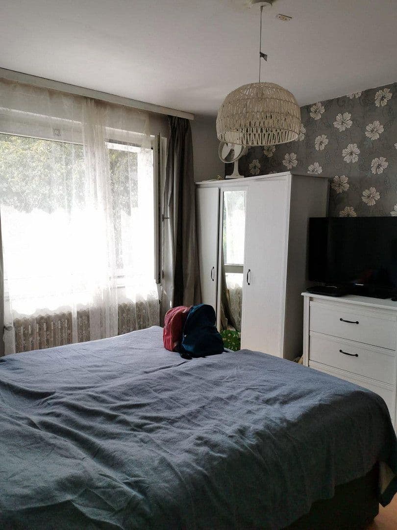 Pronájem bytu 4+1 100 m², Gartsträucherstr.113, Duisburg, Severní Porýní-Vestfálsko Pronájem bytu 4+1 100 m², Gartsträucherstr.113, Duisburg, Severní Porýní-Vestfálsko