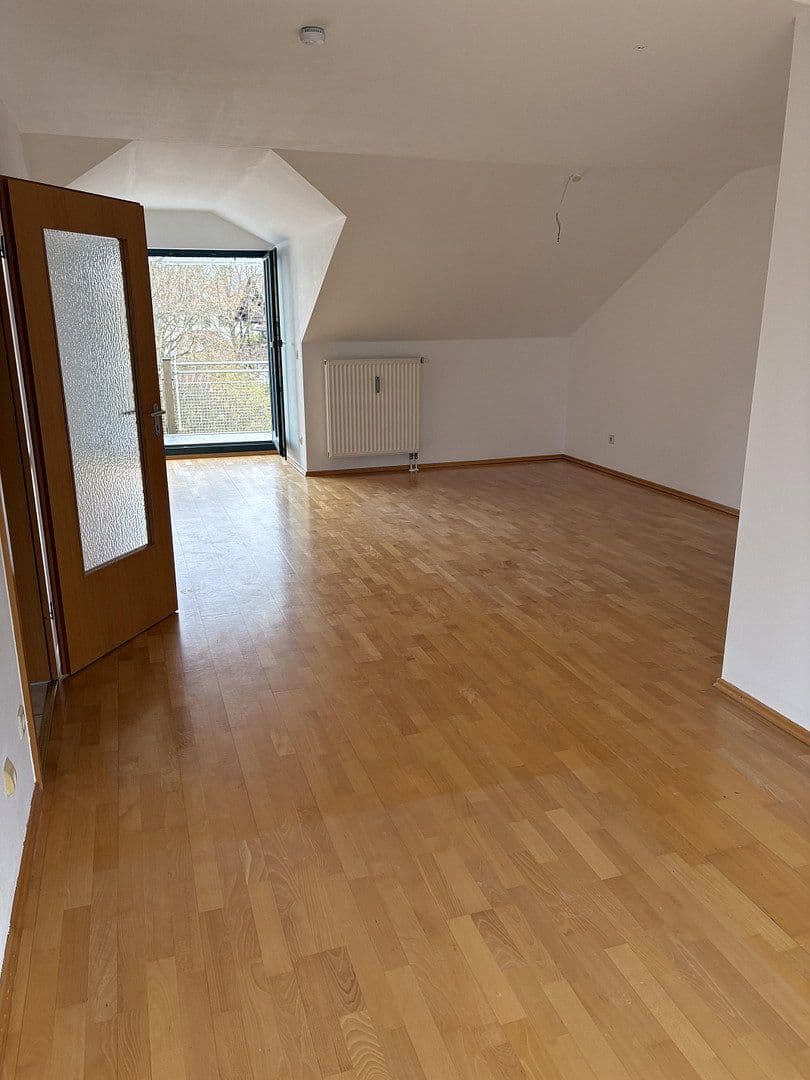 Prodej bytu 3+1 83 m², Oberhaching, Bavorsko Prodej bytu 3+1 83 m², Oberhaching, Bavorsko