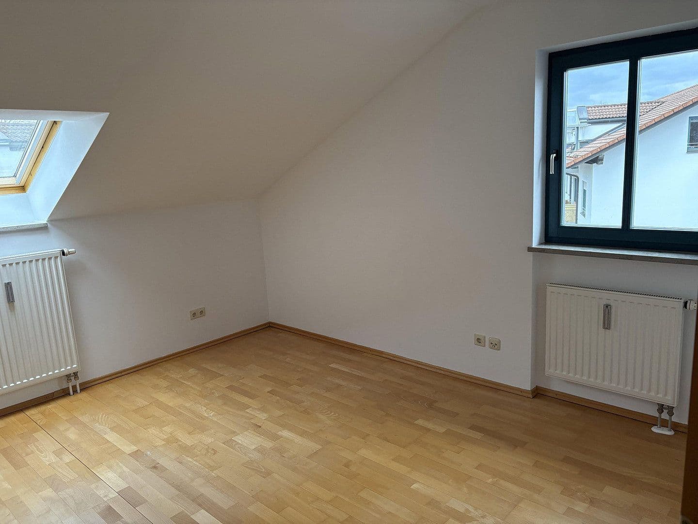 Prodej bytu 3+1 83 m², Oberhaching, Bavorsko Prodej bytu 3+1 83 m², Oberhaching, Bavorsko