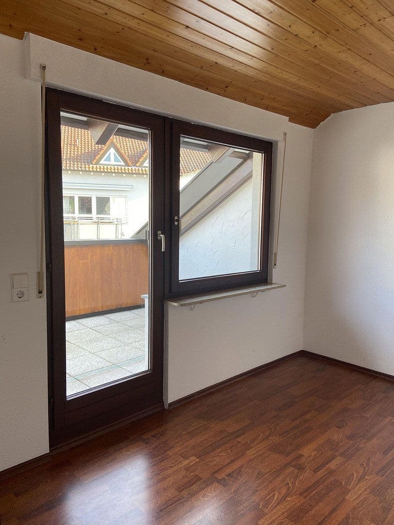 Pronájem bytu 3+kk 106 m², Winnenden, Bádensko-Württembersko Pronájem bytu 3+kk 106 m², Winnenden, Bádensko-Württembersko