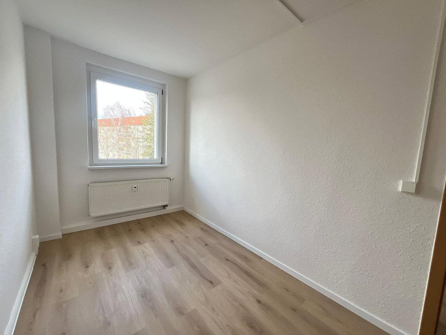 Pronájem bytu 3+1 61 m², Am Hang 17, Riesa, Sasko Pronájem bytu 3+1 61 m², Am Hang 17, Riesa, Sasko