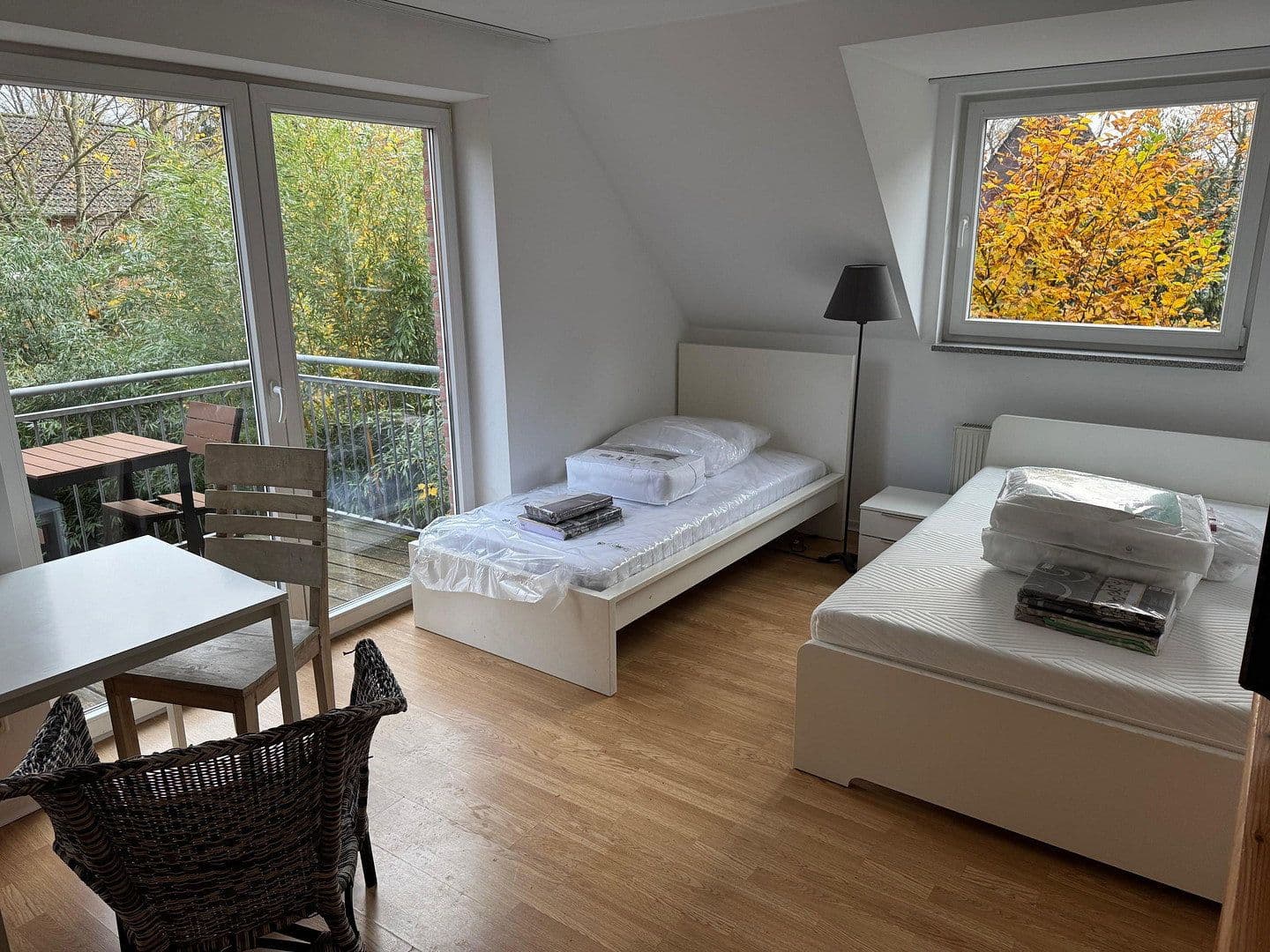 Pronájem bytu 3+1 85 m², Elbgaustr 79B, Hamburg, Hamburg Pronájem bytu 3+1 85 m², Elbgaustr 79B, Hamburg, Hamburg