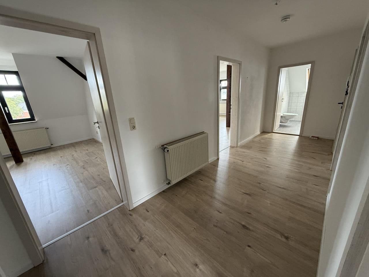 Pronájem bytu 4+1 105 m², Jößnitzer Str. 71, Plauen, Sasko Pronájem bytu 4+1 105 m², Jößnitzer Str. 71, Plauen, Sasko