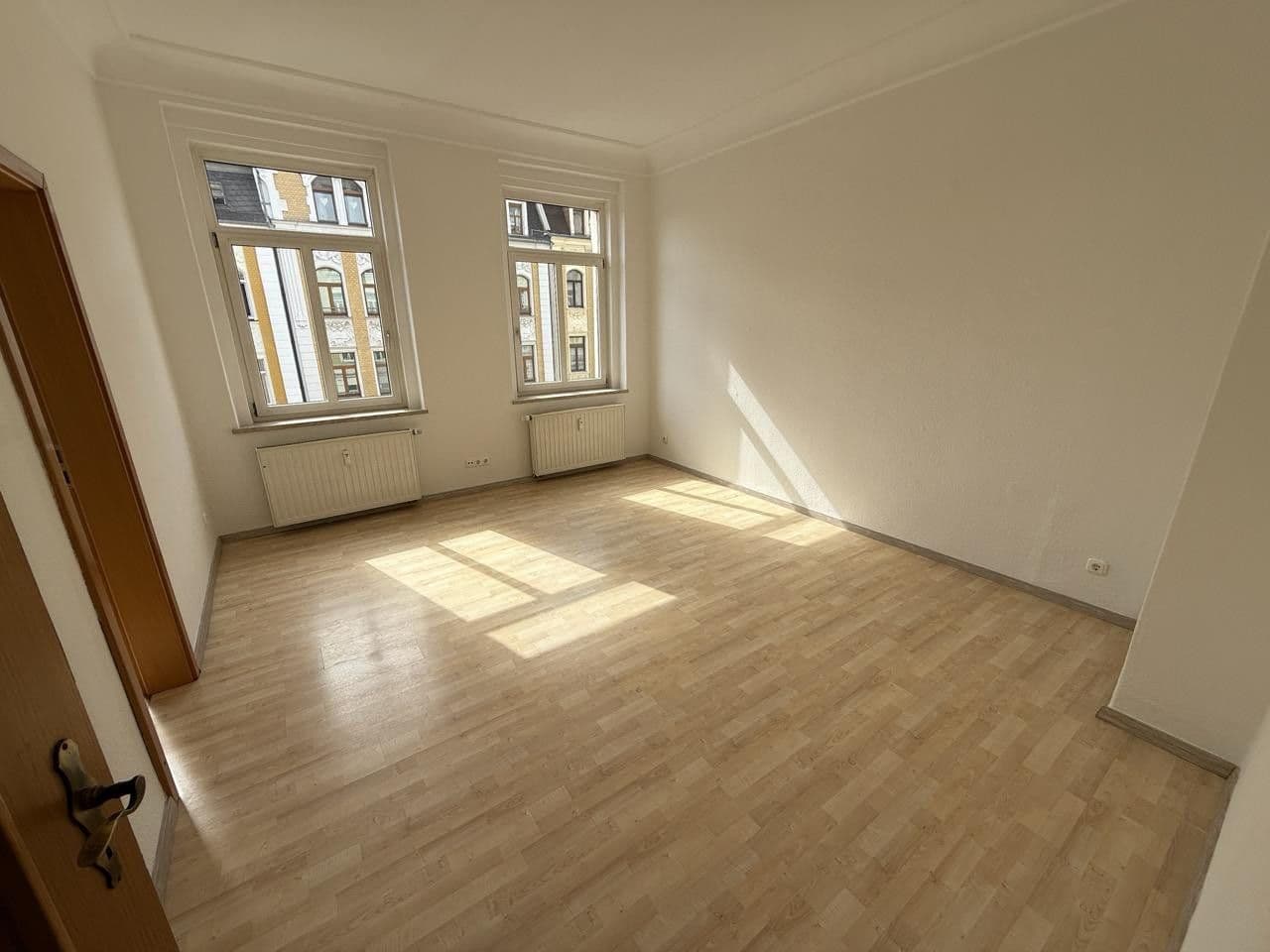 Pronájem bytu 3+1 65 m², Haselbrunner Str. 73, Plauen, Sasko Pronájem bytu 3+1 65 m², Haselbrunner Str. 73, Plauen, Sasko