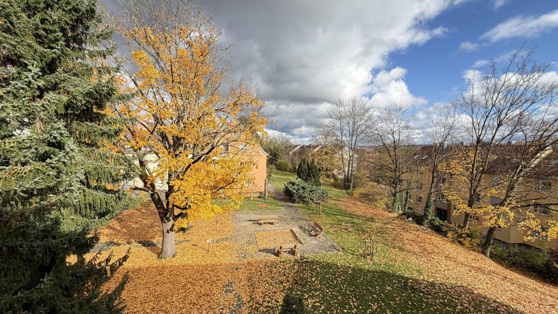 Pronájem bytu 5+1 89 m², Hardenbergplatz 8, Nürnberg, Bavorsko Pronájem bytu 5+1 89 m², Hardenbergplatz 8, Nürnberg, Bavorsko