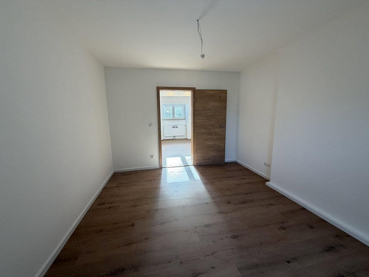 Pronájem bytu 5+1 89 m², Hardenbergplatz 8, Nürnberg, Bavorsko Pronájem bytu 5+1 89 m², Hardenbergplatz 8, Nürnberg, Bavorsko