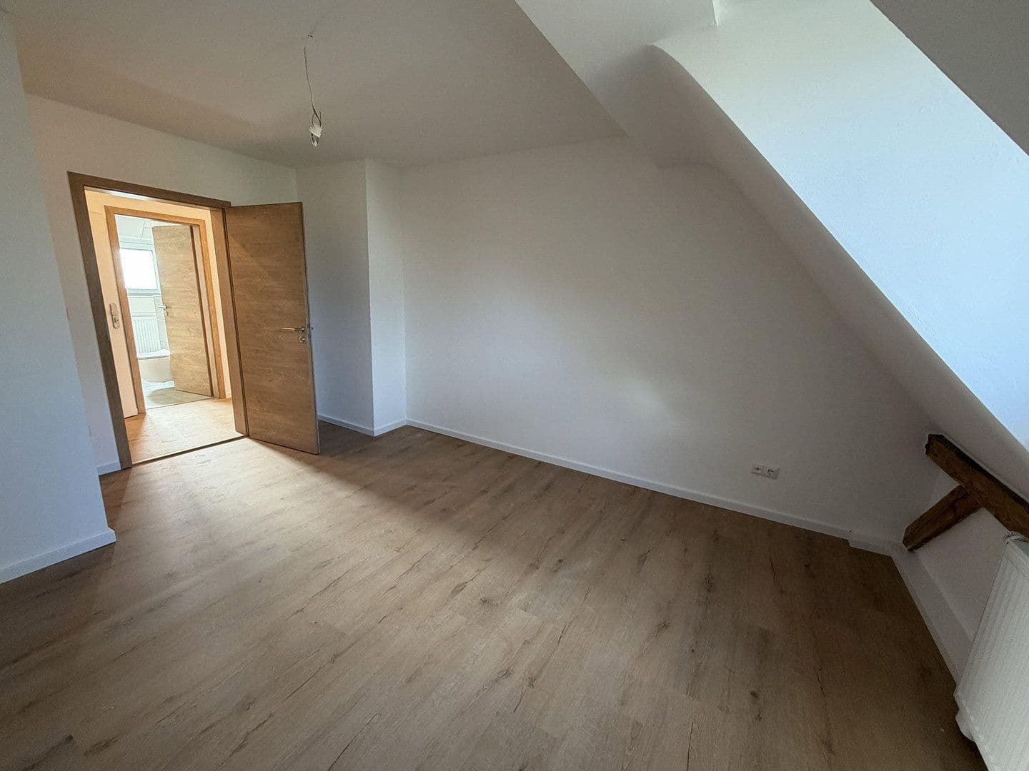 Pronájem bytu 5+1 89 m², Hardenbergplatz 8, Nürnberg, Bavorsko Pronájem bytu 5+1 89 m², Hardenbergplatz 8, Nürnberg, Bavorsko