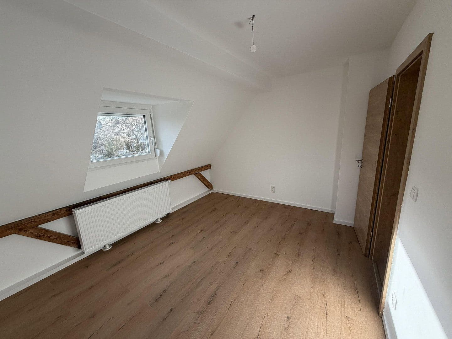 Pronájem bytu 5+1 89 m², Hardenbergplatz 8, Nürnberg, Bavorsko Pronájem bytu 5+1 89 m², Hardenbergplatz 8, Nürnberg, Bavorsko