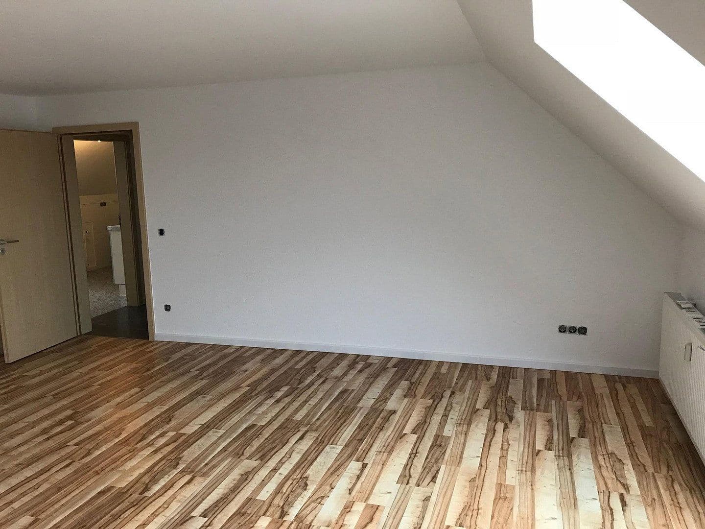Pronájem bytu 2+kk 80 m², Rödermark, Hessen Pronájem bytu 2+kk 80 m², Rödermark, Hessen