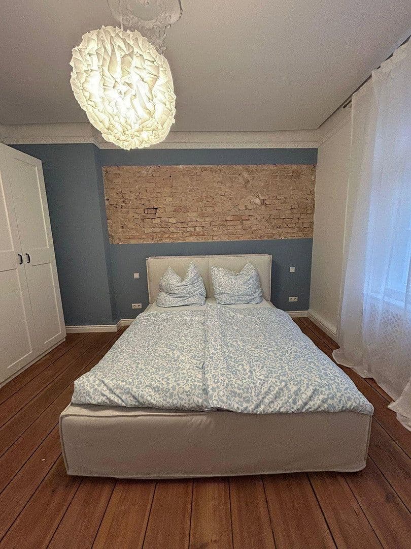 Prodej bytu 3+1 102 m², Bismarckstraße 42, Berlin, Berlín Prodej bytu 3+1 102 m², Bismarckstraße 42, Berlin, Berlín