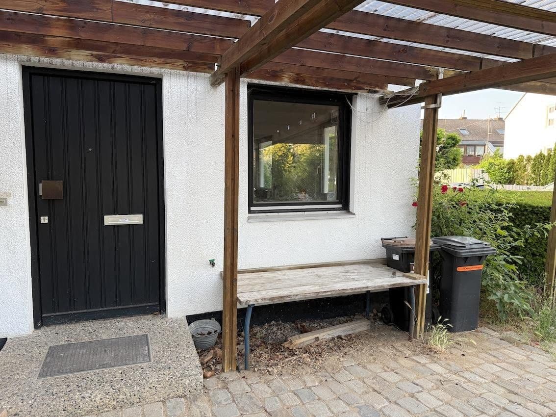 Prodej domu 166 m², pozemek 376 m², Laatzen, Dolní Sasko Prodej domu 166 m², pozemek 376 m², Laatzen, Dolní Sasko