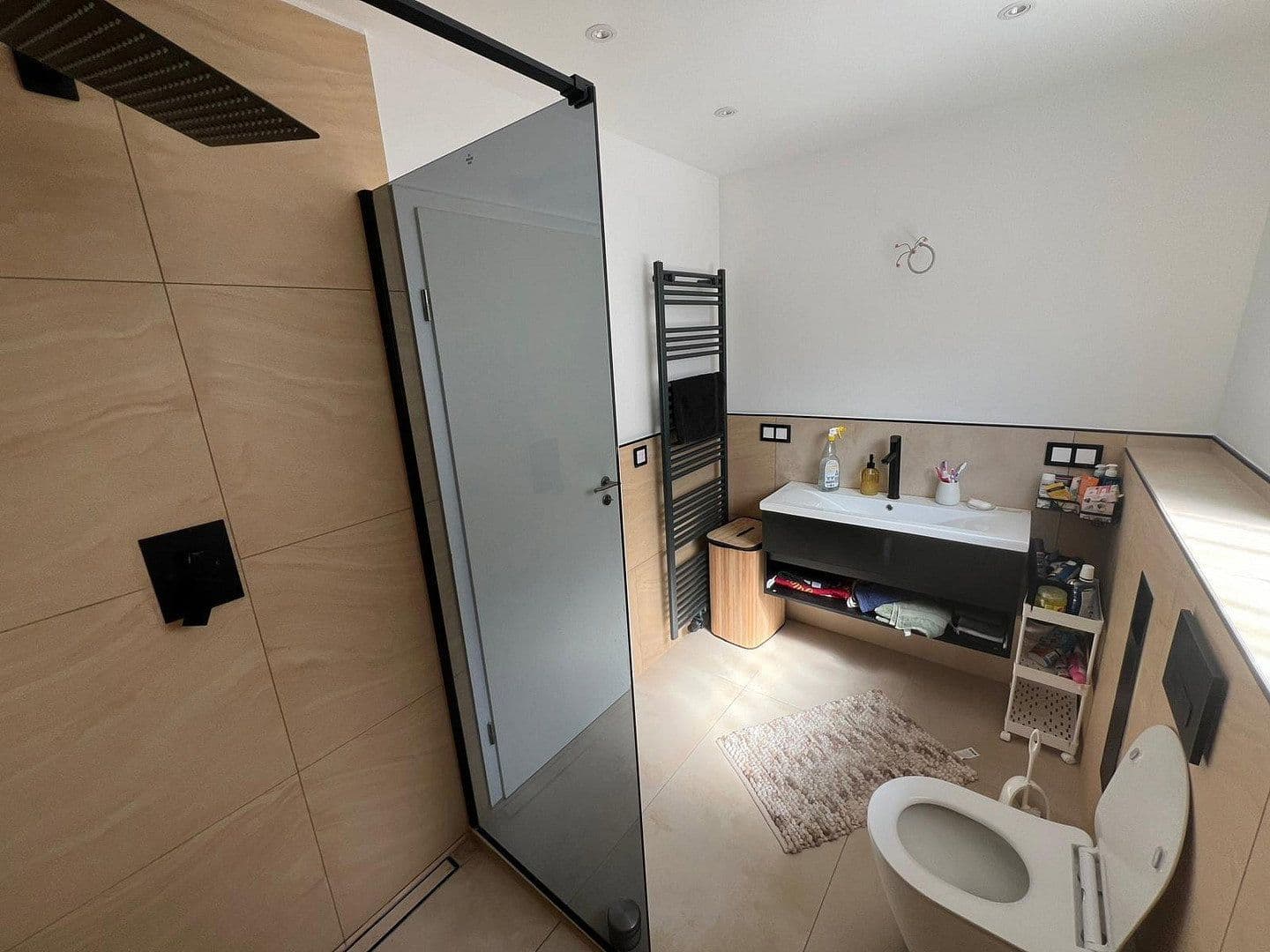 Prodej domu 100 m², pozemek 251 m², Brühl, Severní Porýní-Vestfálsko Prodej domu 100 m², pozemek 251 m², Brühl, Severní Porýní-Vestfálsko