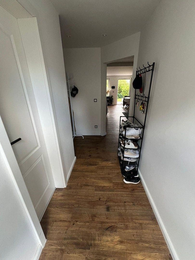 Prodej domu 100 m², pozemek 251 m², Brühl, Severní Porýní-Vestfálsko Prodej domu 100 m², pozemek 251 m², Brühl, Severní Porýní-Vestfálsko