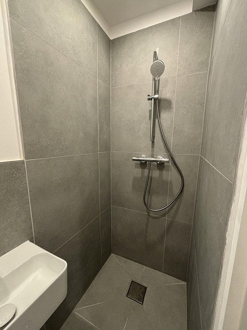 Pronájem bytu 2+1 34 m², Henckellweg 2, Hannover, Dolní Sasko Pronájem bytu 2+1 34 m², Henckellweg 2, Hannover, Dolní Sasko