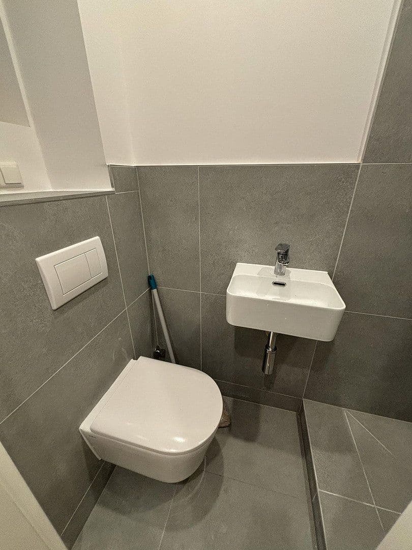 Pronájem bytu 2+1 34 m², Henckellweg 2, Hannover, Dolní Sasko Pronájem bytu 2+1 34 m², Henckellweg 2, Hannover, Dolní Sasko