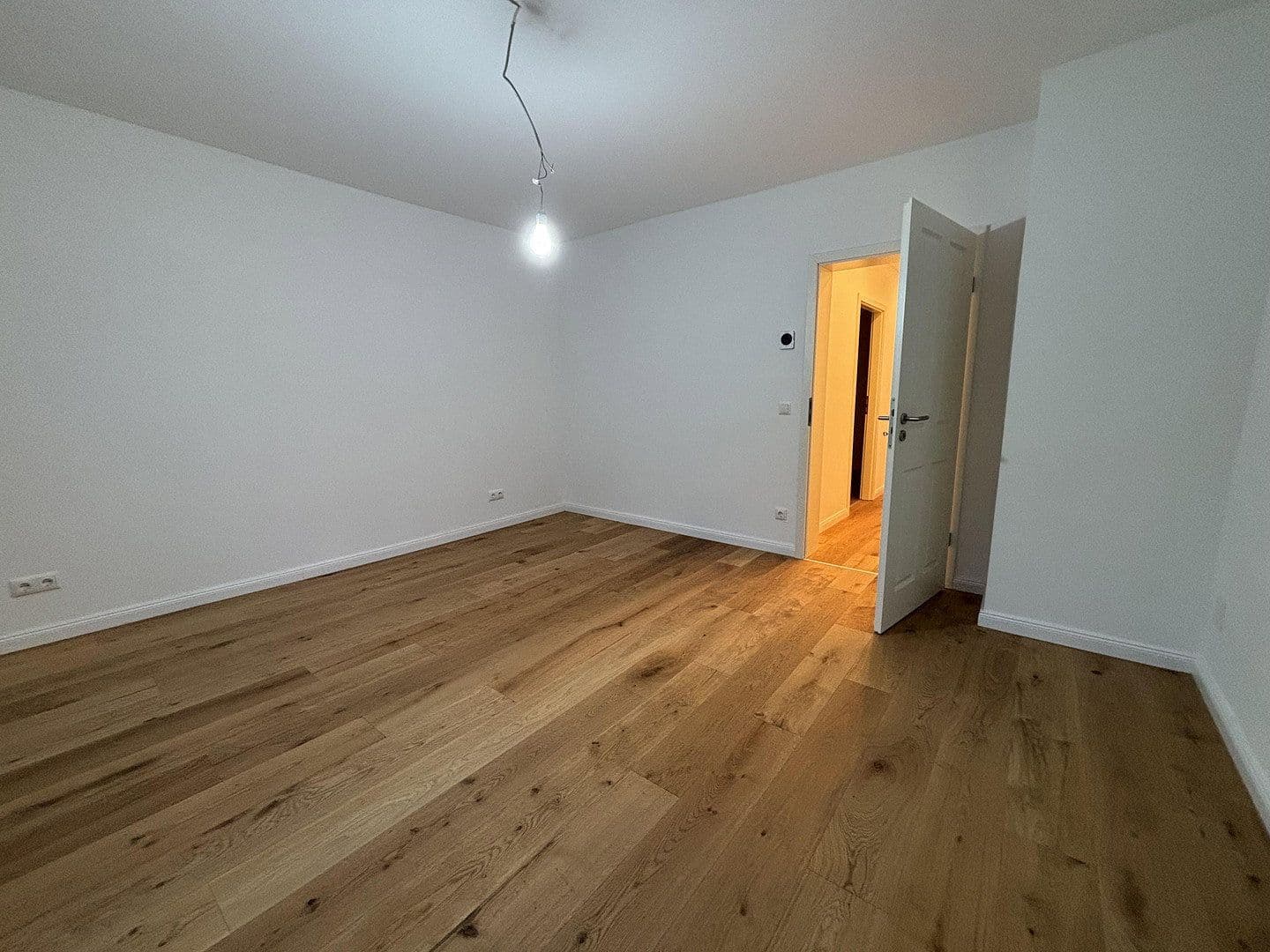 Pronájem bytu 2+1 34 m², Henckellweg 2, Hannover, Dolní Sasko Pronájem bytu 2+1 34 m², Henckellweg 2, Hannover, Dolní Sasko