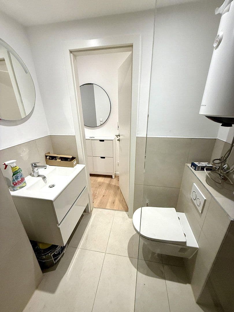 Pronájem bytu 1+1 27 m², Lerchenauerstr. 12, München, Bavorsko Pronájem bytu 1+1 27 m², Lerchenauerstr. 12, München, Bavorsko