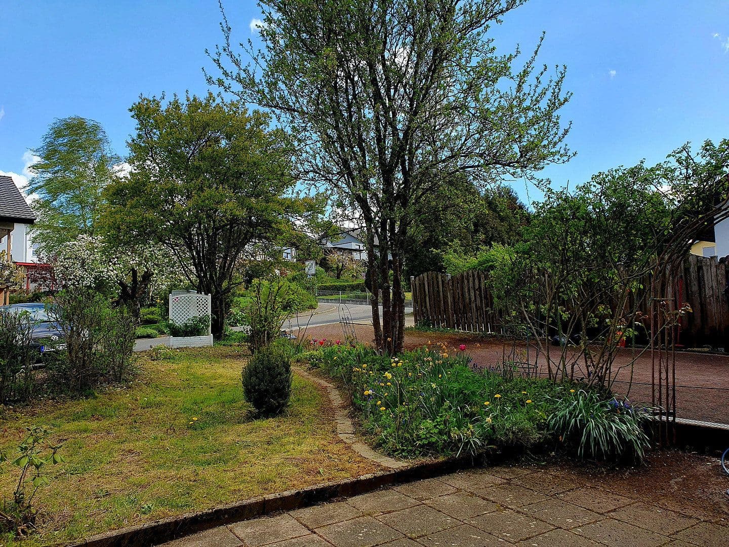 Prodej domu 197 m², pozemek 1.220 m², Buchen (Odenwald), Bádensko-Württembersko Prodej domu 197 m², pozemek 1.220 m², Buchen (Odenwald), Bádensko-Württembersko