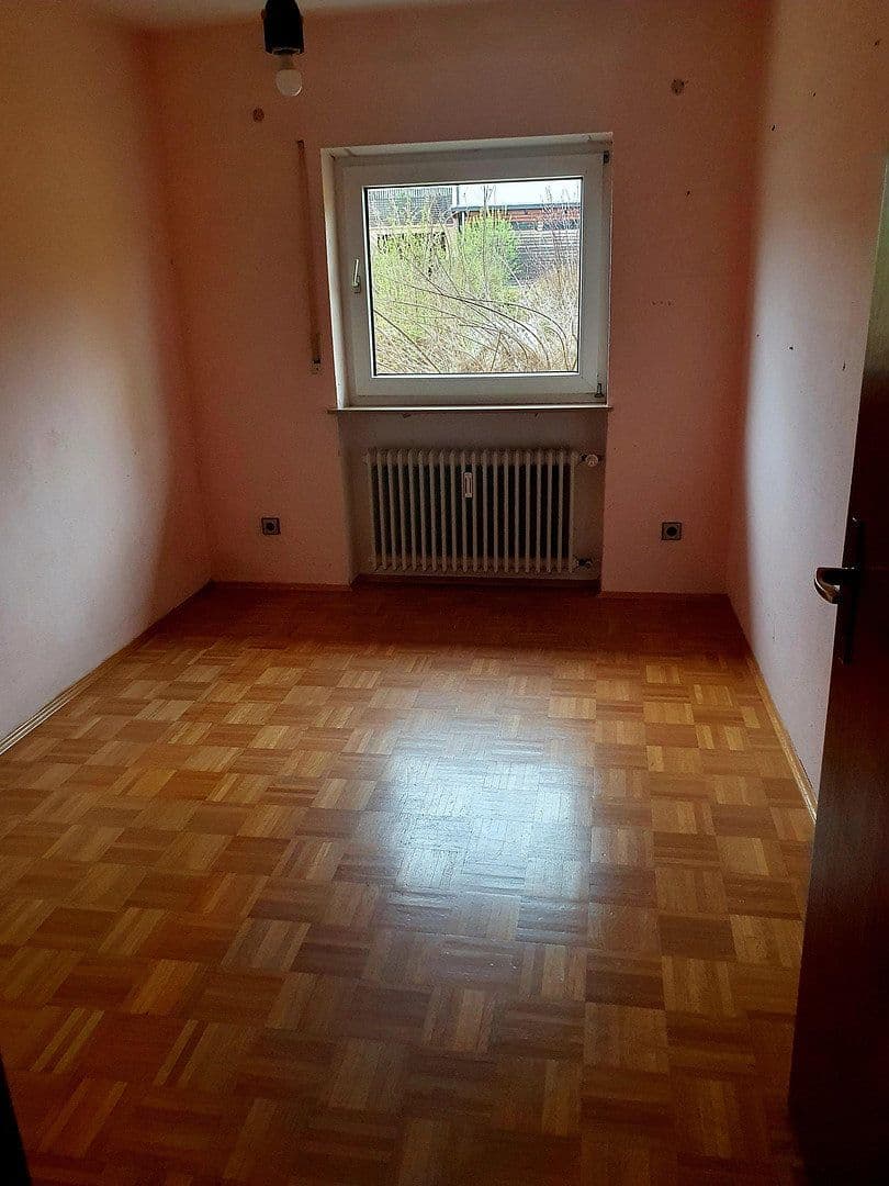 Prodej domu 197 m², pozemek 1.220 m², Buchen (Odenwald), Bádensko-Württembersko Prodej domu 197 m², pozemek 1.220 m², Buchen (Odenwald), Bádensko-Württembersko