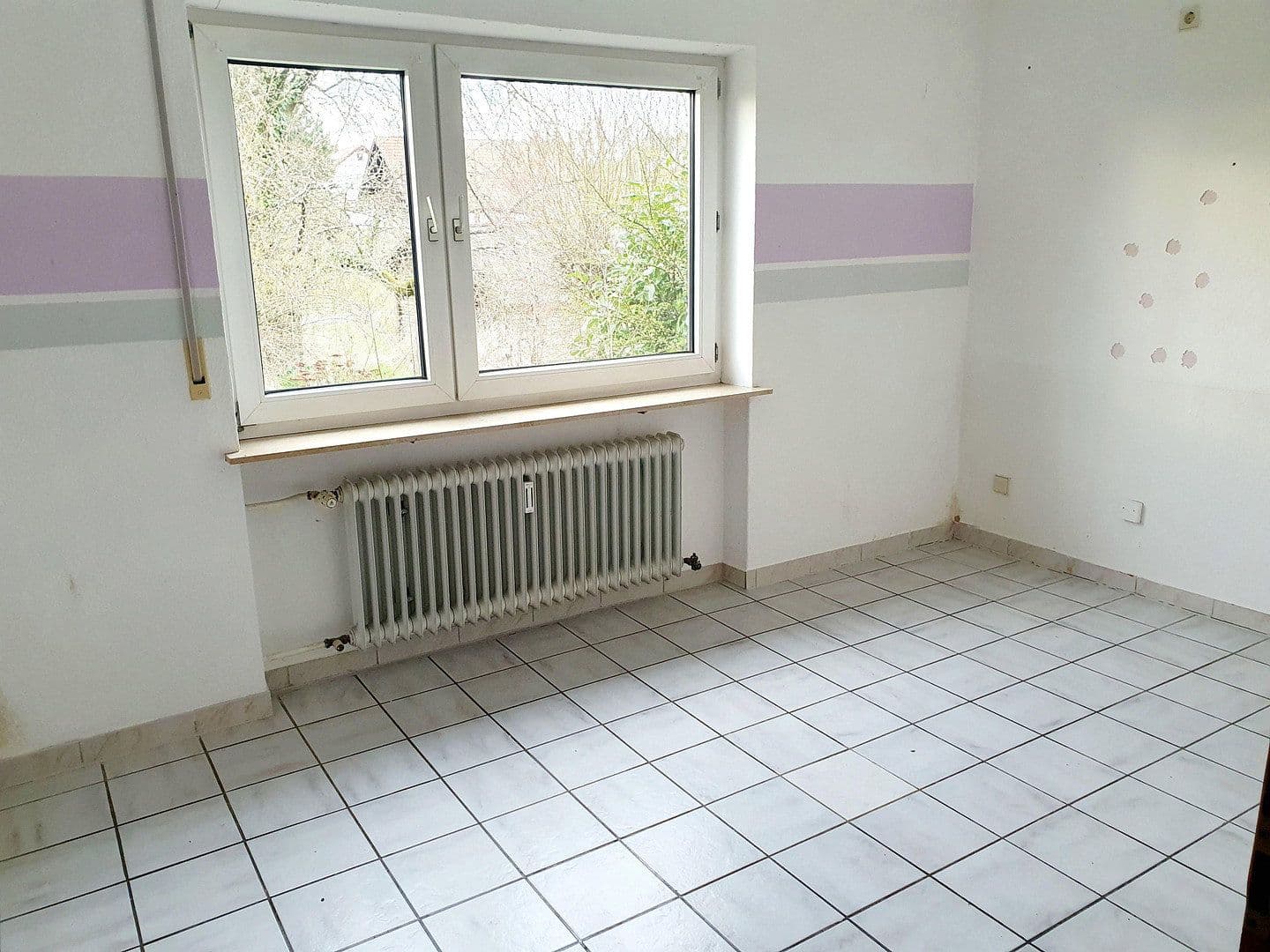 Prodej domu 197 m², pozemek 1.220 m², Buchen (Odenwald), Bádensko-Württembersko Prodej domu 197 m², pozemek 1.220 m², Buchen (Odenwald), Bádensko-Württembersko