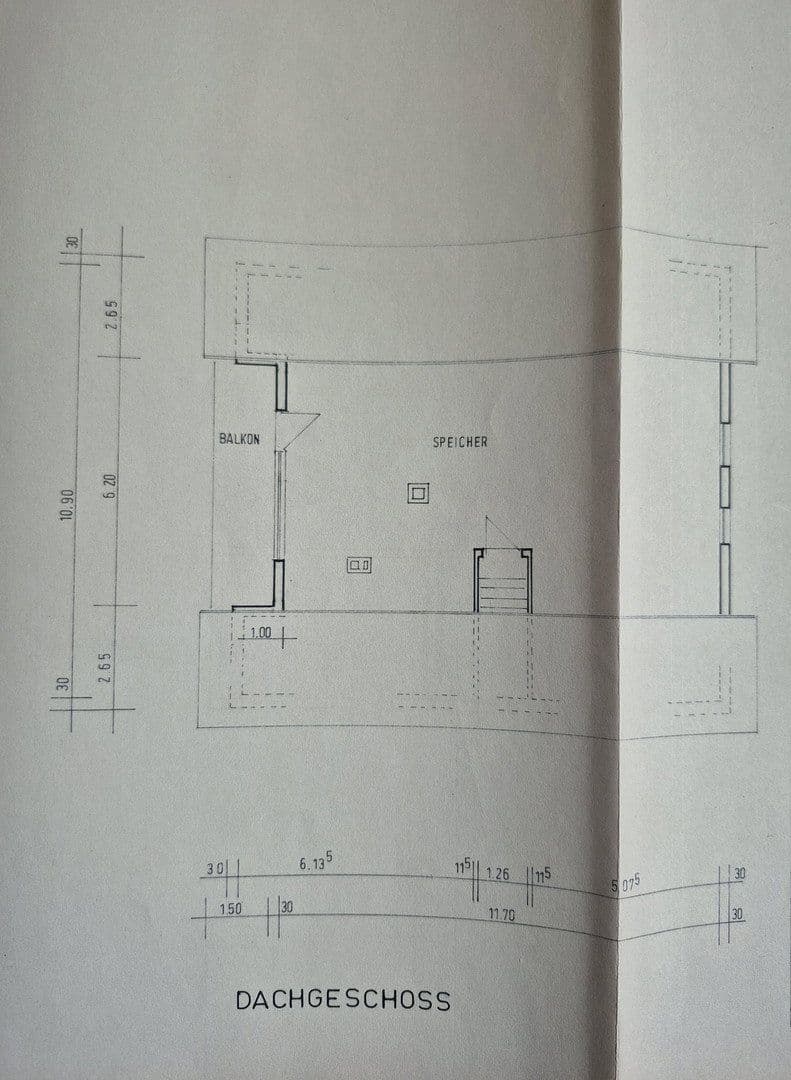 Prodej domu 197 m², pozemek 1.220 m², Buchen (Odenwald), Bádensko-Württembersko Prodej domu 197 m², pozemek 1.220 m², Buchen (Odenwald), Bádensko-Württembersko