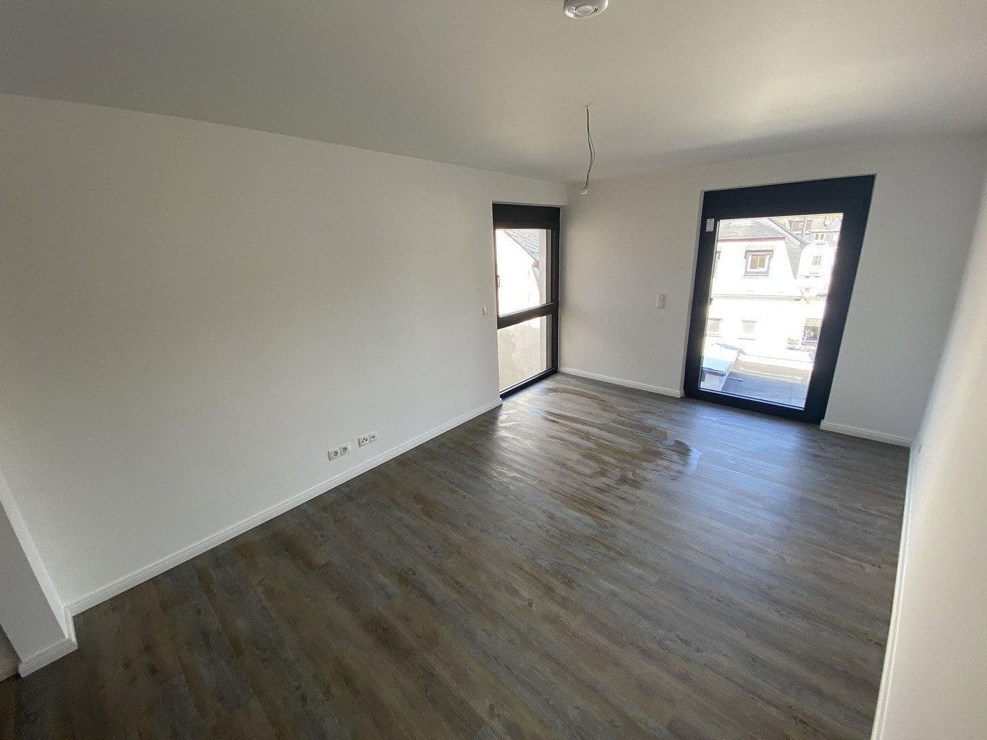 Pronájem bytu 2+1 38 m², Hochstraße 61, Andernach, Porýní-Falc Pronájem bytu 2+1 38 m², Hochstraße 61, Andernach, Porýní-Falc